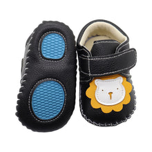 Load image into Gallery viewer, JINJA Bear-shaped children&#39;s shoes
