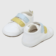 Load image into Gallery viewer, JINJA NEW BORN SHOES
