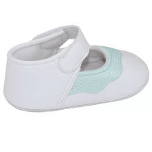 Load image into Gallery viewer, JINJA NEW BORN SHOES
