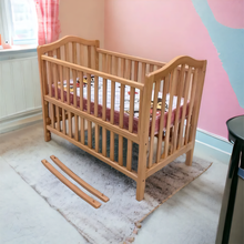 Load image into Gallery viewer, Baby Wooden Bed kinder
