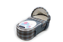 Load image into Gallery viewer, Carrycot baby love
